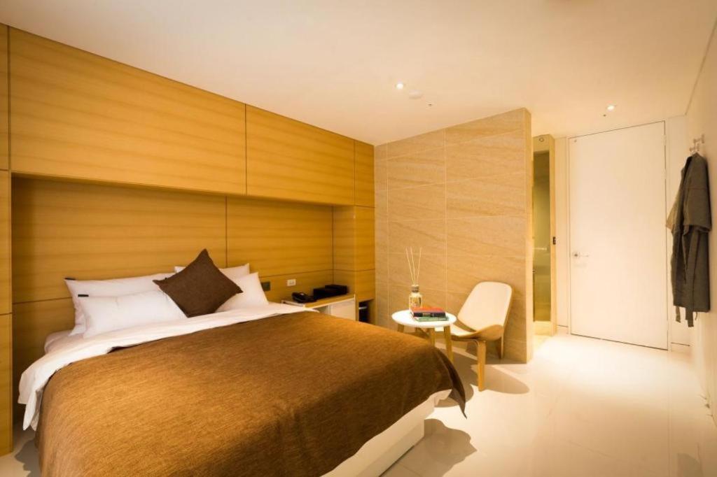 Trang Blue Hotel Seoul Exteriör bild